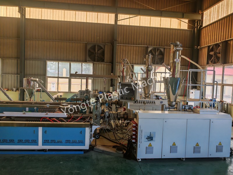 Yongte Successfully Commissions New Co-Extrusion Line with In-Line 3D Embossing Technology for WPC Decking