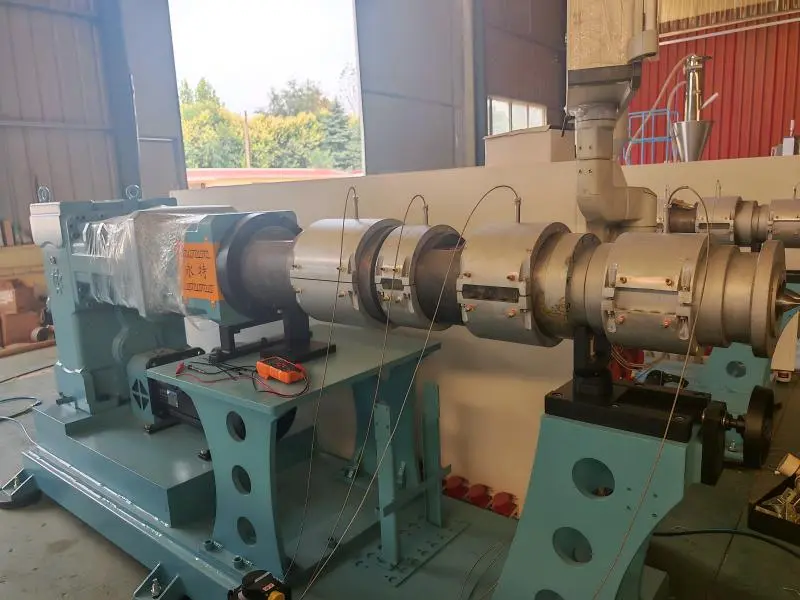 Conical twin-screw extruder