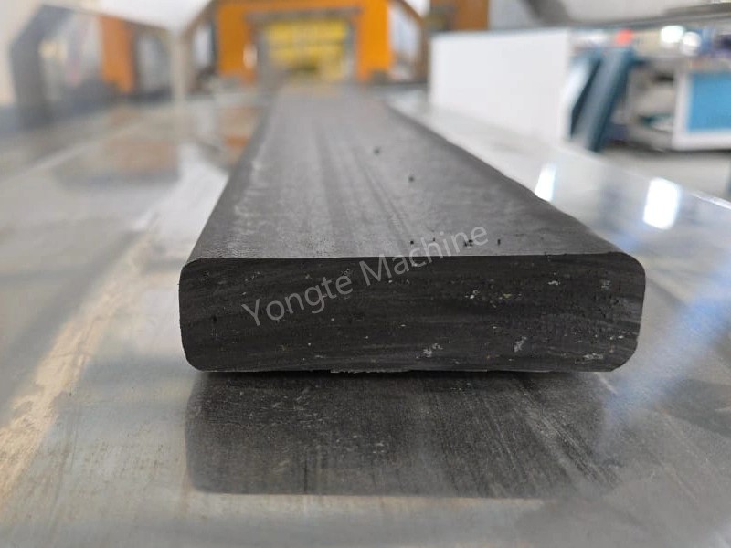 Plastic Extrusion and Flow Molding Machine